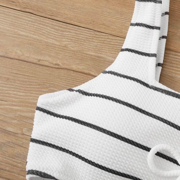 Bathing Suit Top - Picture 4 of 4